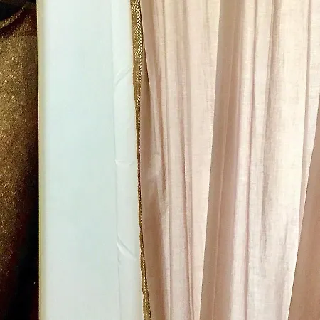 Maria 招待所 3*